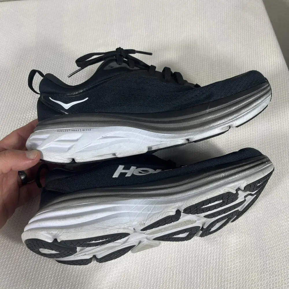 Hoka One One hoka one